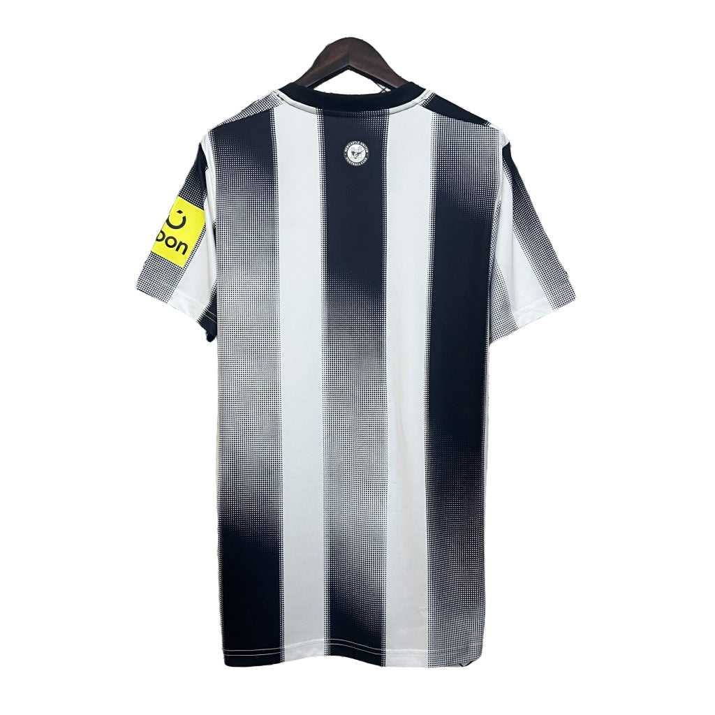 Camiseta Newcastle 25/26